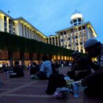 Masjid Istiqlal Gelar Buka Puasa Gratis untuk Ribuan Jamaah