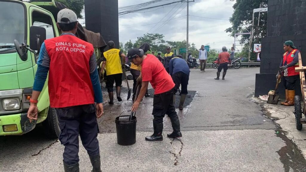DPUPR Depok Normalisasi 9 Titik Kali dan Situ Cegah Banjir